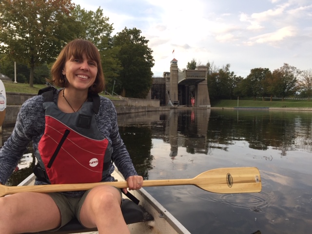 Image of Julie canoeing